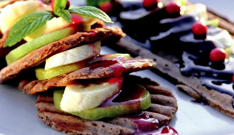 Elmalı Çikolatalı Waffle