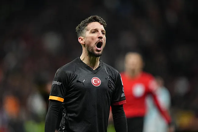 son-dakika-haberi-galatasarayda-dries-mertens-gercekleri-ortaya-cikti-iste-okan-burukun-alanyaspor-macindaki-d-1741683492323.jpeg
