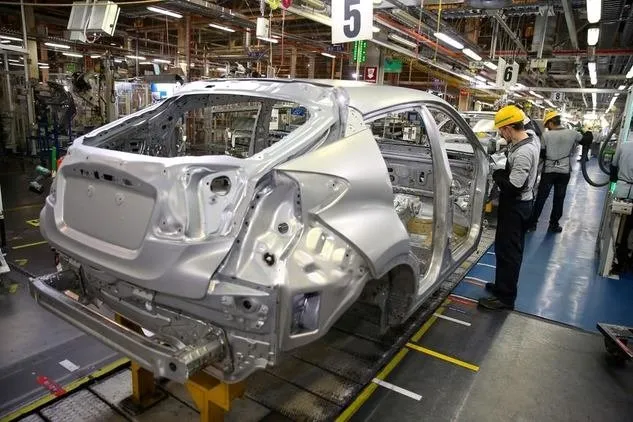 Türkiye’de üretilen ilk hibrit otomobil: Toyota C-HR