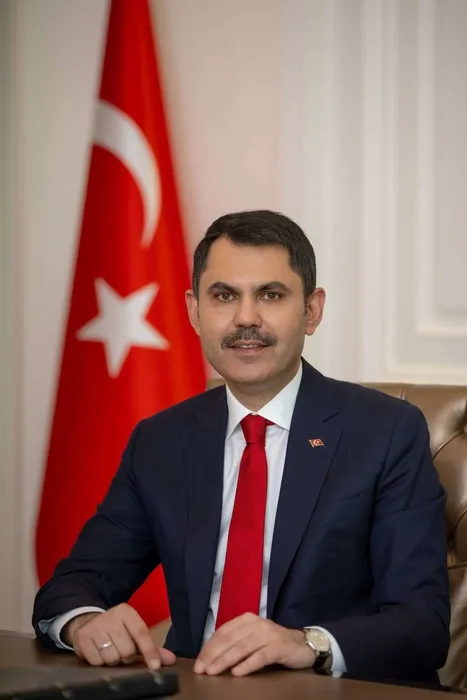 Tarihi Uzun Çarşı’da asrın felaketinin izleri siliniyor... Bakan Kurum: Hatay’ımızı yeniden tarihin ve kültürün merkezi yapacağız