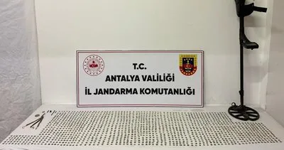 Antalya’da jandarmanın operasyonunda bin 848 adet tarihi eser ele geçirildi #antalya