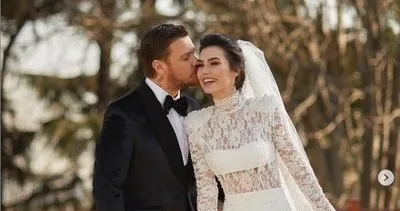 Son Dakika: Ünlü şarkıcı Sinan Akçıl ve oyuncu Burcu Kıratlı ikinci kez evlendi! | Video