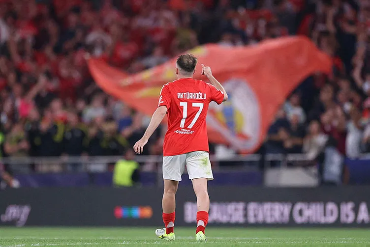 SON DAKİKA GALATASARAY HABERİ: Galatasaray’ın görüşmelere başladığı isim ortaya çıktı! Ocak ayına 2 yıldız...