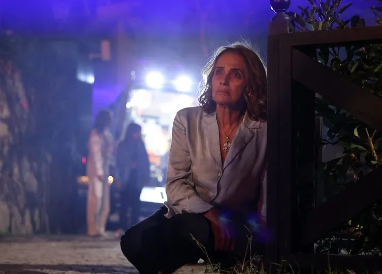 Aile 17. bölüm izle tek parça: Show TV Aile son bölüm izle full HD, kesintisiz seçenekleri ile burada!