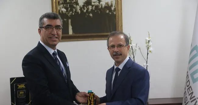 İstanbul Medeniyet Üniversitesi Rektörü Prof. Dr. Gülfettin Çelik görevine başladı
