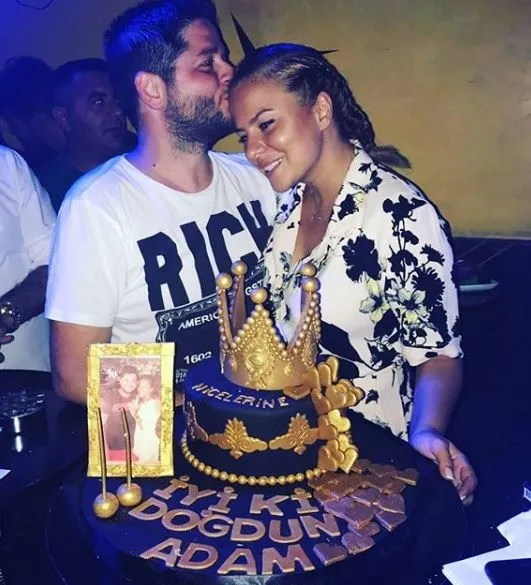 Ünlülerin değişimleri (Küçük Onur)