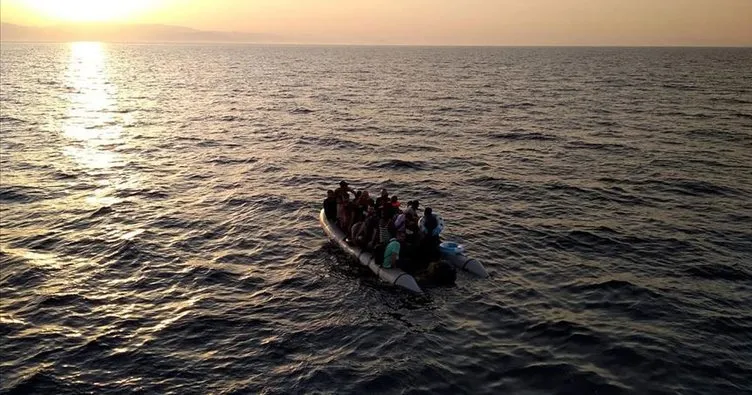 İzmir açıklarında 57 düzensiz göçmen kurtarıldı