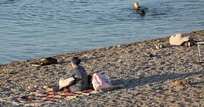 Sıcaktan bunalanlar geceyi deniz kenarında geçirdi! 5 gün cehennem sıcakları etkili olacak #antalya