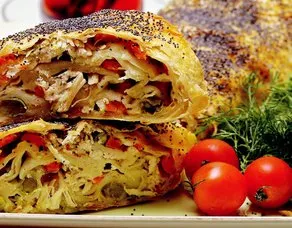 Tavuklu Sebzeli Rulo Börek Tarifi