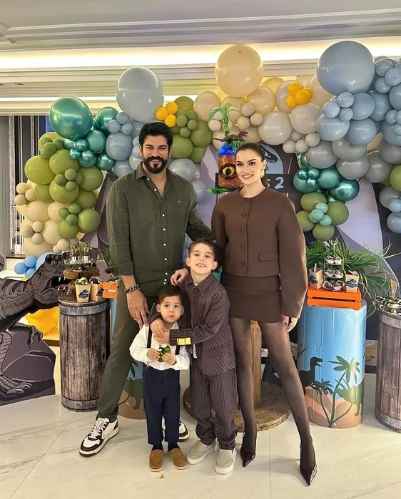 Fahriye Evcen oğlu Kerem’in 2. yaş gününü böyle kutladı! Yüzlerce yorum yağdı: Bu nasıl güzel bir...