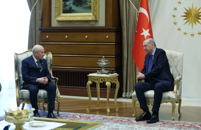 sondakika-baskan-erdogan-mhp-lideri-bahceli-gorusmesi-basladi-1786015682768.jpg
