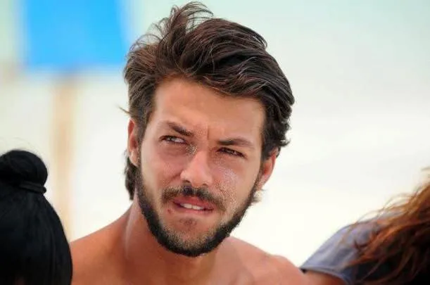 Survivor Hilmi Cem İntepe kimdir? - Magazin Haberleri