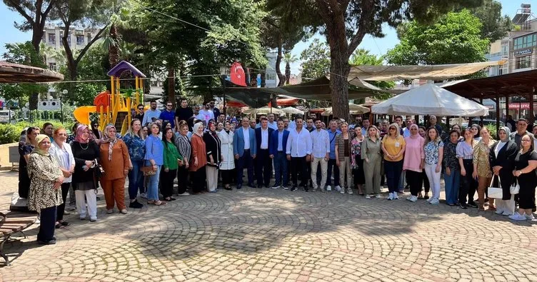 AK Parti’nin ’Karınca’ları İzmir’de sahada