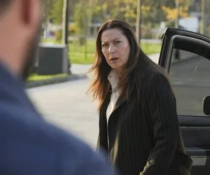 Aldatmak'ta Güzide kaybettiği evladının peşinde