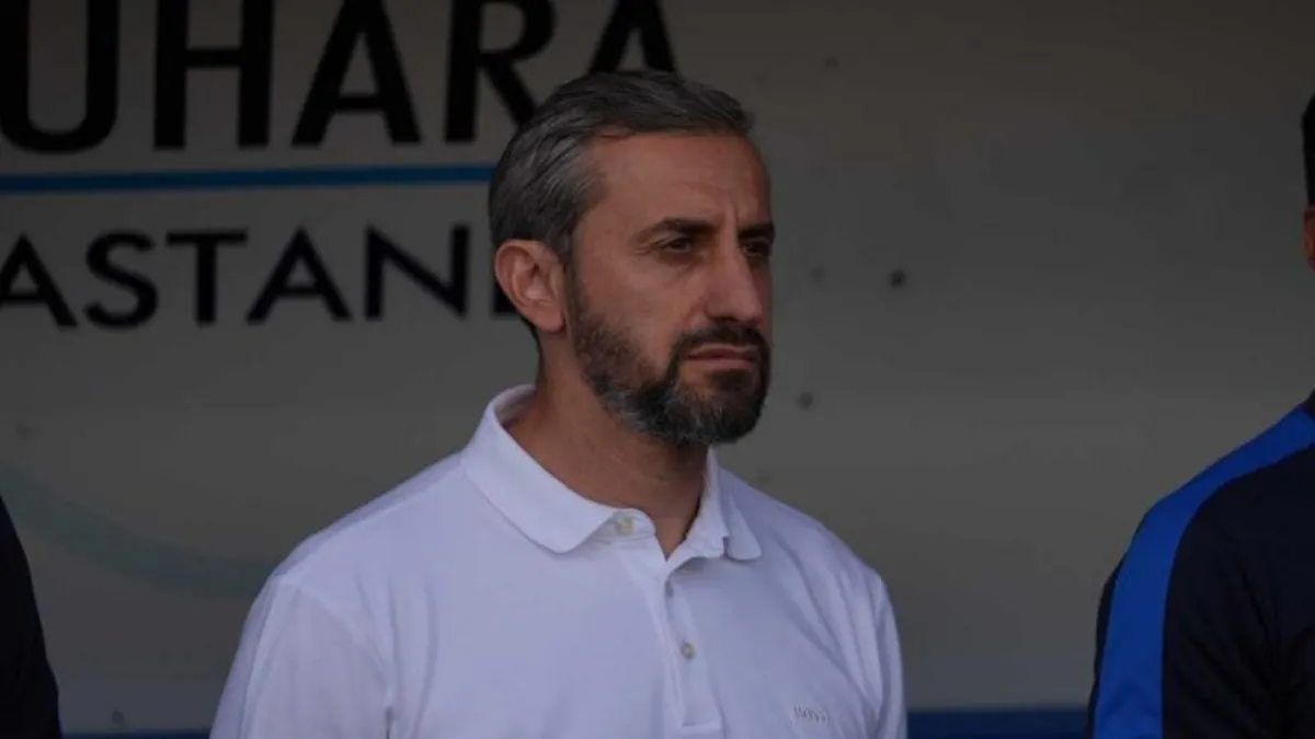 Erzurumspor FK, Serkan Özbalta ile el sıkıştı! Erzurumspor FK, Serkan Özbalta ile el sıkıştı!