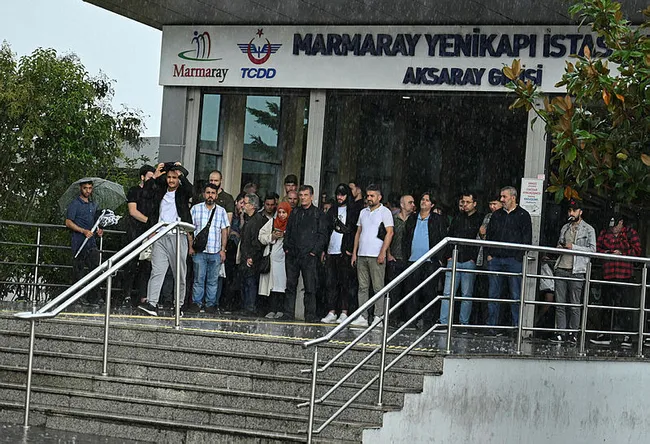 meteorolojiden-istanbul-icin-son-dakika-uyarisi-saganak-yagis-geliyor-saat-verildi-1755615082162.jpg Meteoroloji'den İstanbul için son dakika uyarısı! Sağanak yağış geliyor: Saat verildi