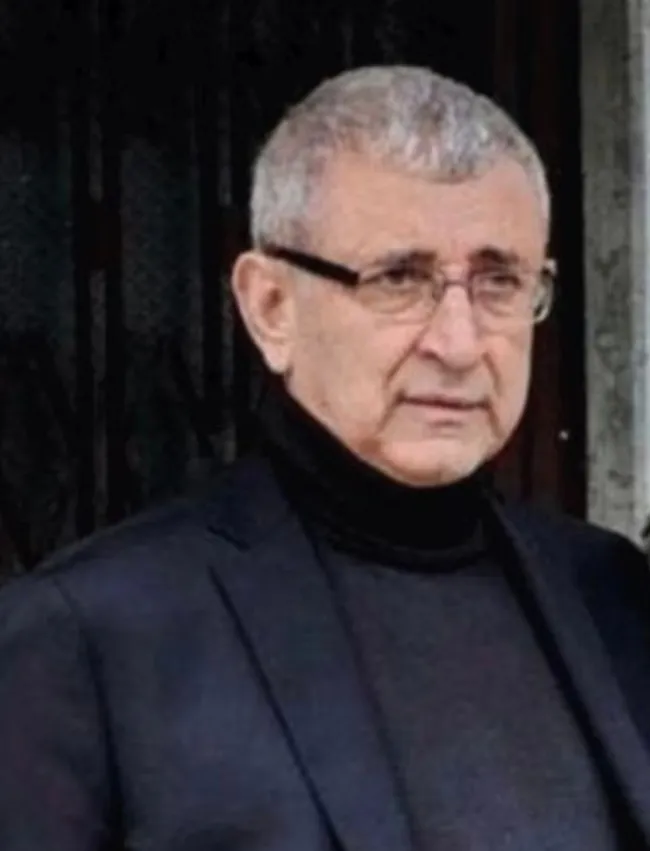 son-dakika-hasan-imamogluna-mahkemede-soguk-dus-1-milyon-euroluk-valiz-skandalinda-koseye-sikisti-1787655693324.jpeg