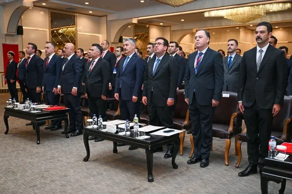 81-ilin-teror-savcisi-ankarada-bir-araya-geldi-adalet-bakanliginda-kritik-teror-toplantisi-1786456225858.jpg