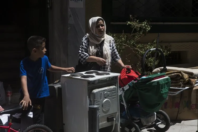 Savaştan kaçan Suriyeli aile, Atina’da dolandırıldı