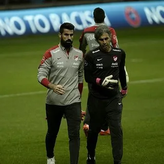 Fenerbahçe'de Alper Boğuşlu geliyor, Volkan Demirel dönüyor