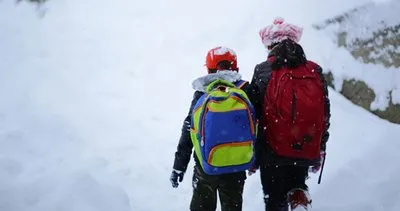 İstanbul’da okullar tatil mi olacak? İstanbul’da 6 Şubat Pazartesi günü okullar açılacak mı, tatil mi? Kar yağışı geliyor!