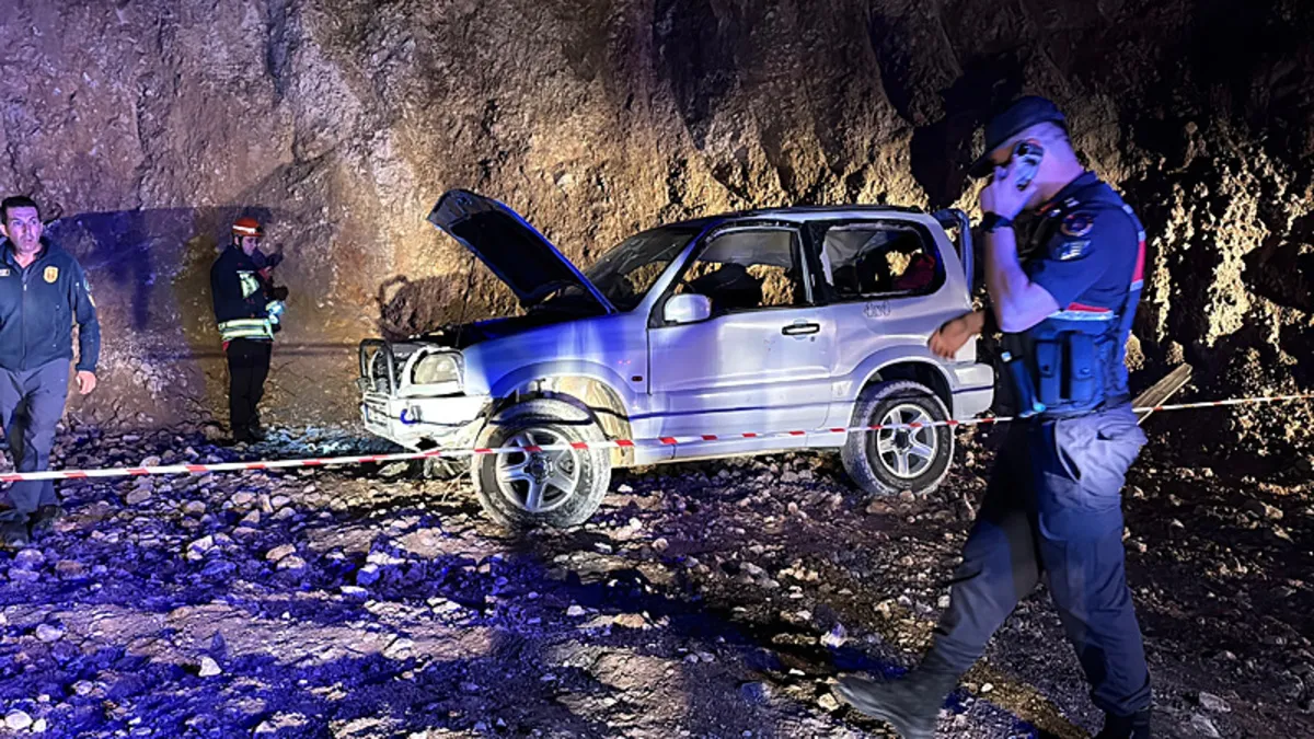 Bolu’da feci kaza! Cip 15 metre yükseklikten devrildi: İki sevgili hayatını kaybetti