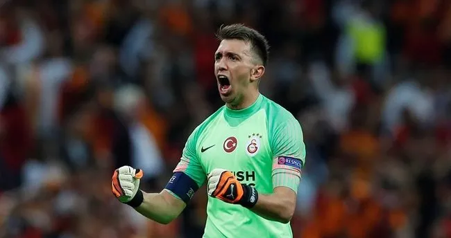 Galatasaray krizi fırsata çevirecek! Muslera'nın yerine...