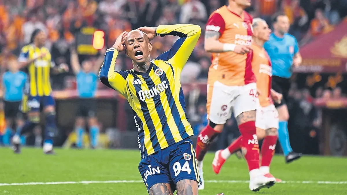Talisca zirvede!
