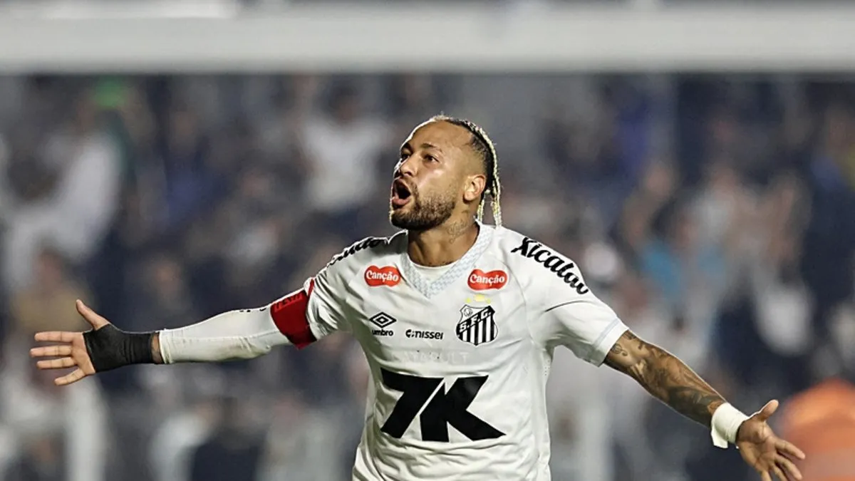 Sakatlıktan dönen Neymar attığı golle Santos'a galibiyeti getirdi!