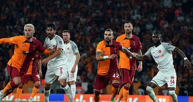 Son dakika haberi: Lider Galatasaray, Ümraniyespor'u konuk ediyor! Karşılaşmada ilk 11'ler belli oldu...