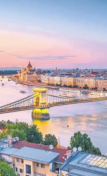 Tuna’nın iki yakası Budapeşte