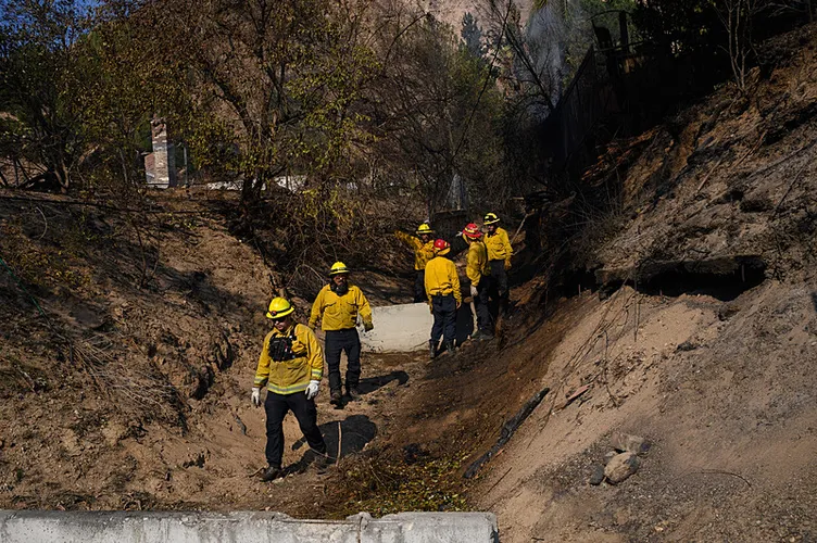 ABD savaş alanına döndü: Felakette 4. gün! Ölü sayısı artıyor, Los Angeles cehenneme döndü