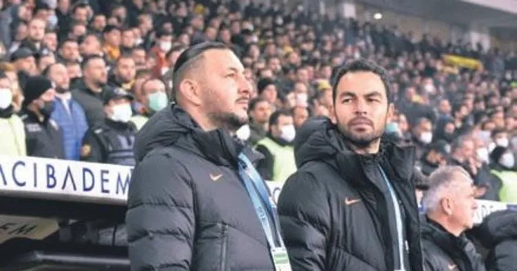 Hakem işgüzarlık yaptı