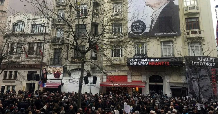 Hrant Dink, Agos gazetesi önünde anıldı
