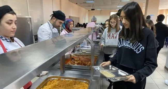 Bartın'da her gün 8 bin 500 öğrenciye ücretsiz yemek