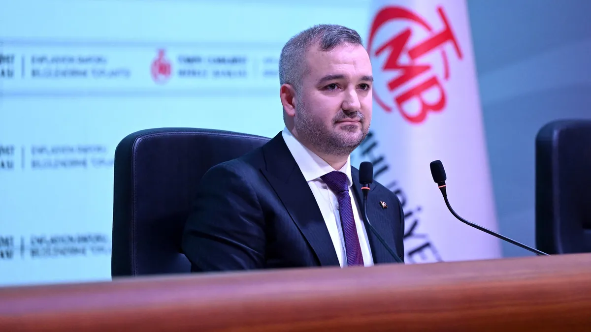 TCMB Başkanı Karahan’dan ihtiyatlı duruş mesajı: Enflasyon görünümünün tekrar aşağı yöne evirilmesini sağlayacağız TCMB Başkanı Karahan’dan ihtiyatlı duruş mesajı: Enflasyon görünümünün tekrar aşağı yöne evirilmesini sağlayacağız