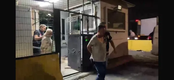 esime-yan-baktin-kavgasinda-kan-akti-araya-giren-esnaf-hayatini-kaybetti-1785489900928.jpg