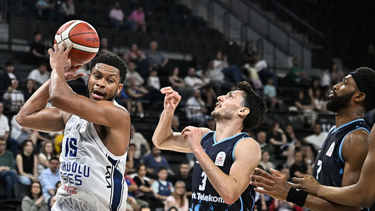 Anadolu Efes, Türkiye Sigorta Basketbol Süper Ligi'nde yarı finale çıktı!
