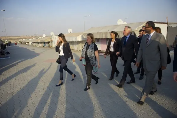 Fransa Dışişleri Bakanı Ayrault Gaziantep'te