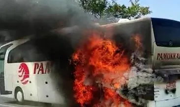 Denizli'de yolcu otobüsü alev alev yandı #denizli