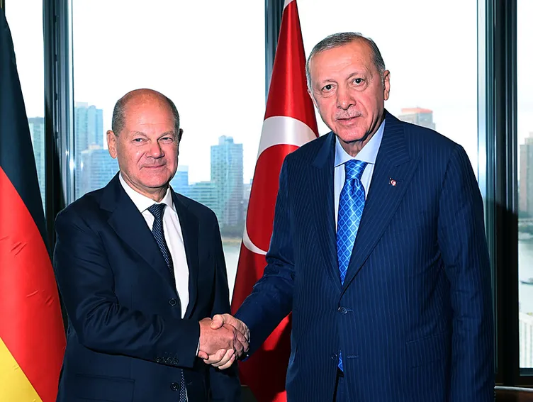 Ankara-Berlin hattında kritik temas! Başkan Erdoğan, Almanya Başbakanı Scholz ile görüşecek