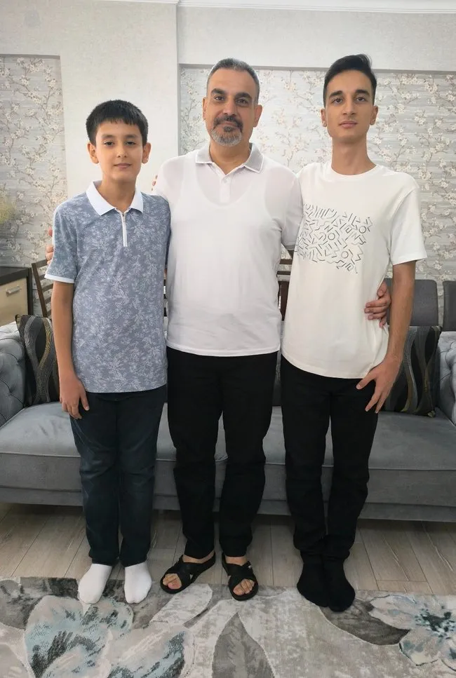 SON DAKİKA...Bu evden iki Türkiye şampiyonu çıktı: Özyurtseven kardeşlerden biri TYT biri LGS birincisi oldu