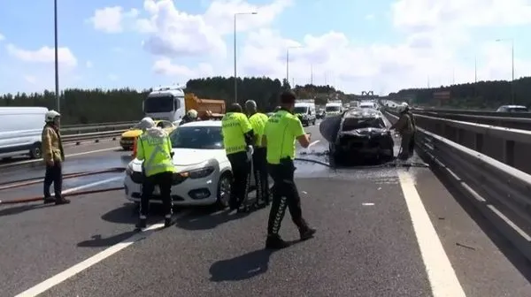 Kaza sonrası itfaiye çalışmaları