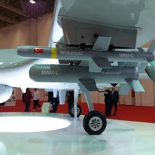 Jet motorlu yerli İHA geliyor
