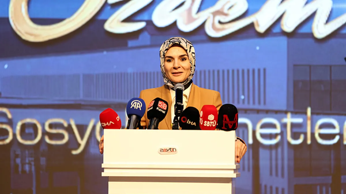 Bakan Göktaş: “Türkiye güçlü yarınlara gençlerle yükselecektir” Bakan Göktaş: “Türkiye güçlü yarınlara gençlerle yükselecektir”