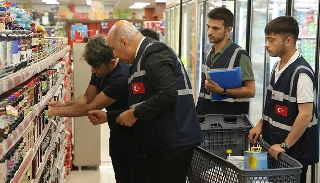 gizli-fiyat-artislarina-karsi-uyari-denetimler-sikilasiyor-bakanliktan-81-ile-talimat-1693120178169.jpg