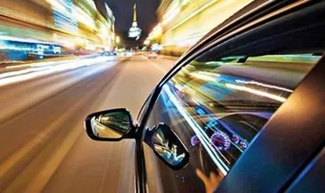 Şov için hız yapan yandı