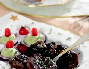 Brokoli Soslu Külbastı