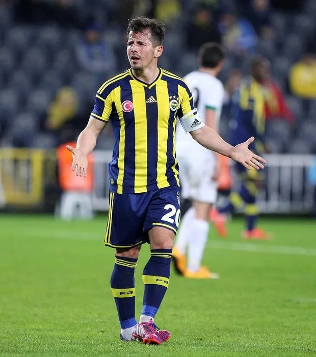 Fenerbahçe’den flaş Emre kararı