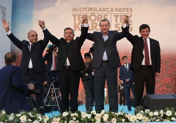 Teröre karşı milyonlarca tek nefes mitingi